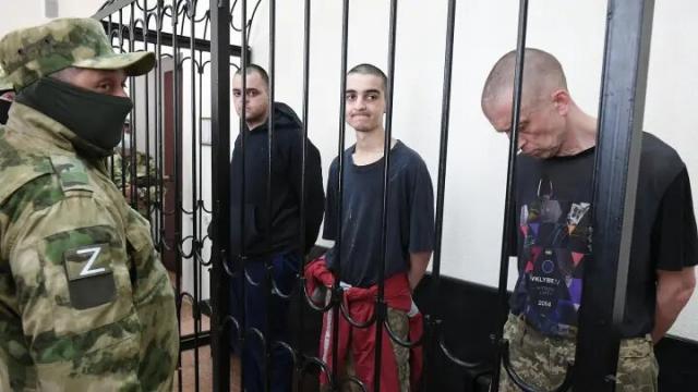 Украина РУ 09.06.2022. Реакция иностранных наёмников на смертный приговор - видео из зала суда